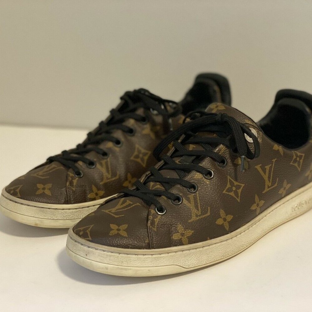 💯Louis Vuitton leather sneakers, size 37
